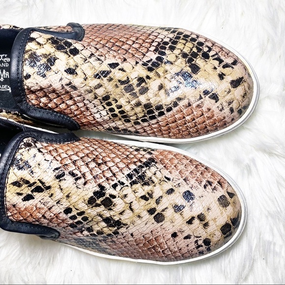 STEVE MADDEN Gunman Hand Made Faux Snakeskin Slip On Loafers, Size 9D - Picture 4 of 12